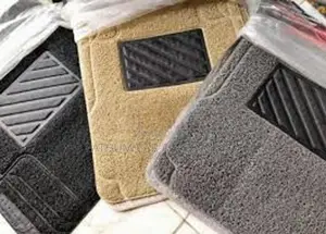 Universal 3 M Car Carpet Set 5 Pcs