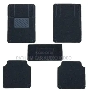 Universal 3 M Car Carpet Set 5 Pcs
