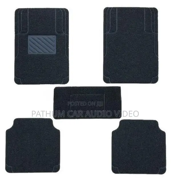 Universal 3 M Car Carpet Set 5 Pcs