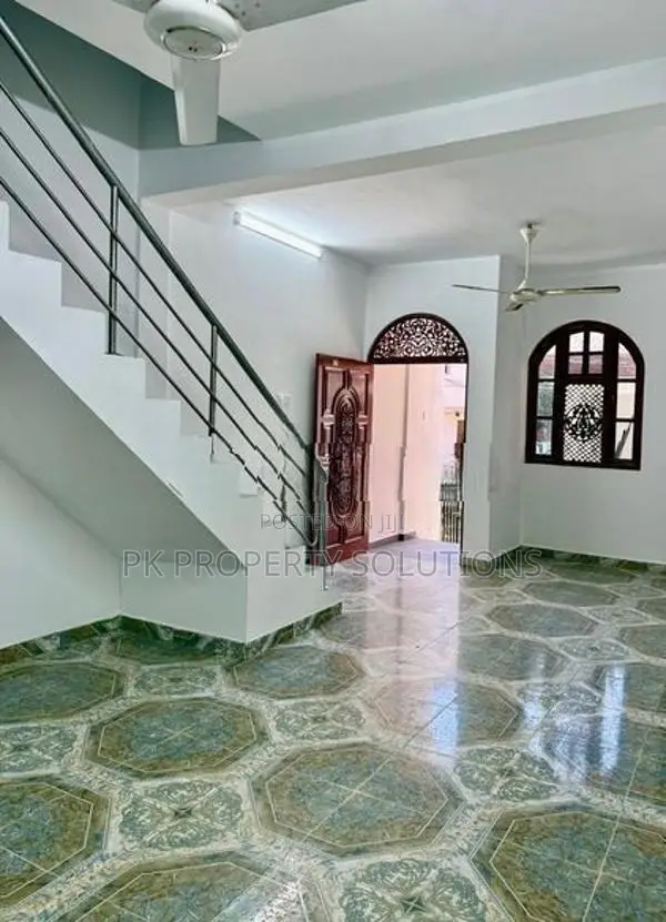 House for Sale in Colombo 8 ( File No 117 E)