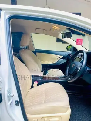 Toyota Premio 2019