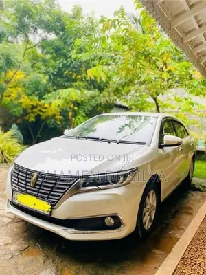 Toyota Premio 2019
