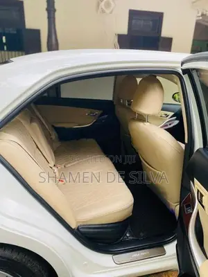 Toyota Premio 2019