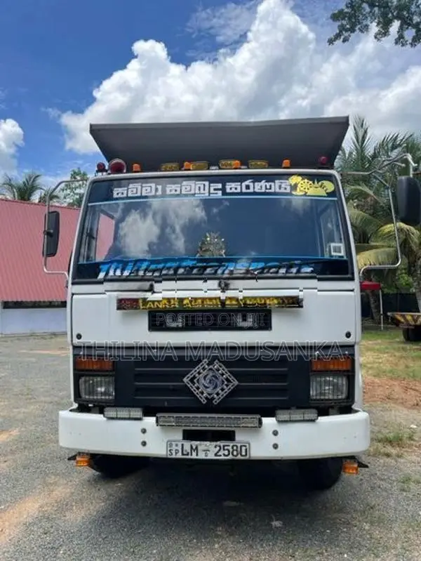 Ashok Leyland 3 Cube Tipper 2016