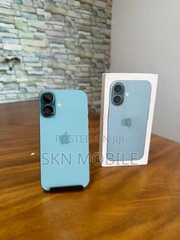 Apple iPhone 16 128GB (Used)