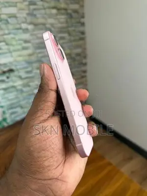Apple iPhone 15 512GB (Used)