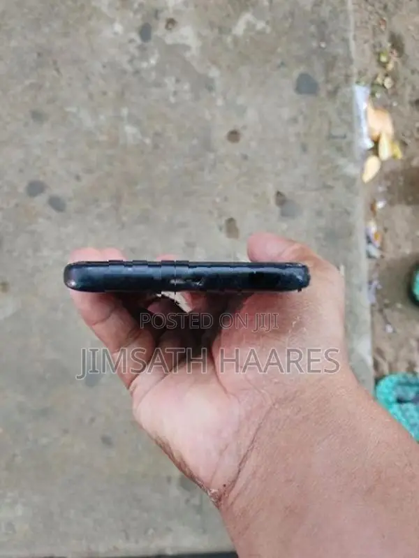 Samsung Galaxy J6 3GB 32GB (Used)
