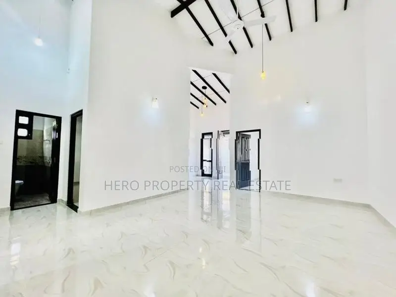 Modern House for Sale in Athurugiriya
