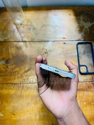 Apple iPhone 14 (Used)