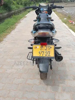 Bajaj Discover 125 2023