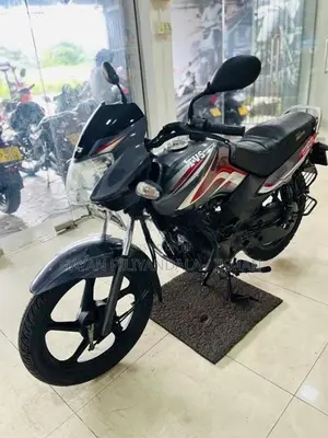 TVS Metro 2017