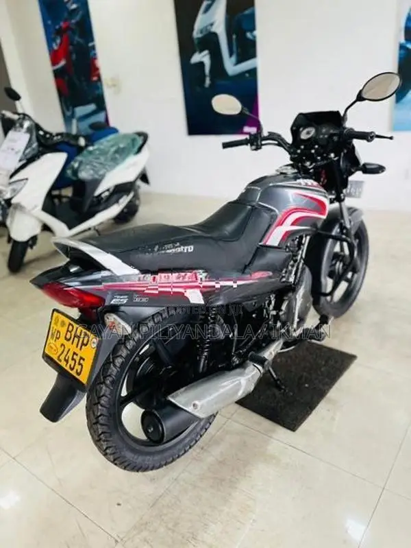 TVS Metro 2017