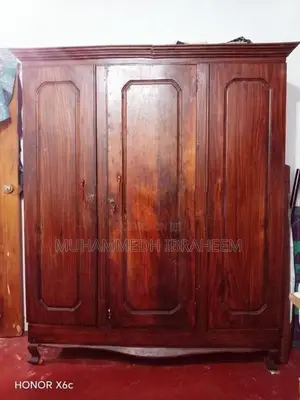 දොර තුන කොස් අලුමාරිය