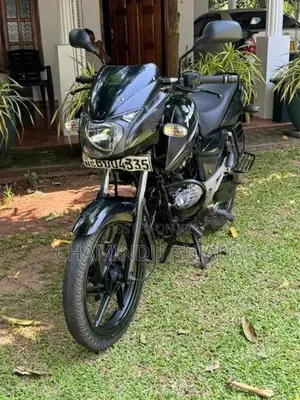 Bajaj Pulsar 150 2016