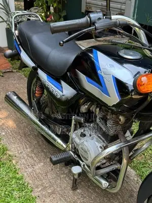 Bajaj CT100 2014