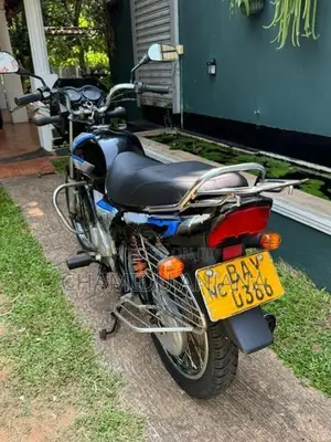 Bajaj CT100 2014