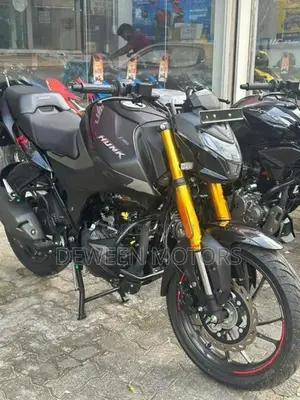 Hero Hunk 160R 4V Brand New 2026