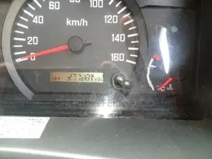 Isuzu Elf 2015