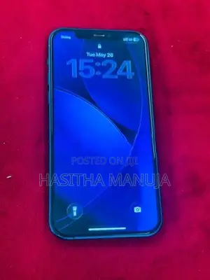 Apple iPhone 12 64GB (Used)
