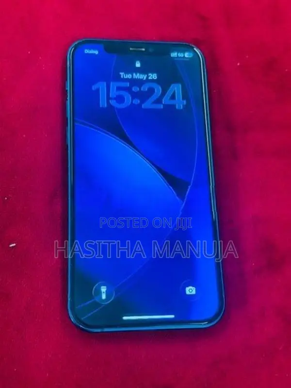 Apple iPhone 12 64GB (Used)