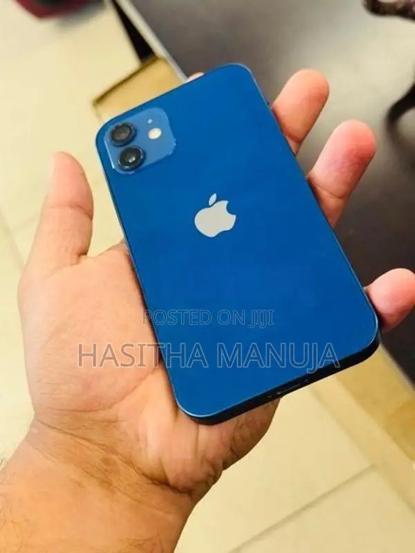 Apple iPhone 12 64GB (Used)