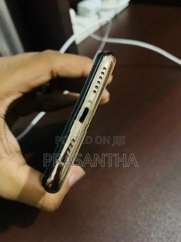 Apple iPhone 11 Pro (Used)