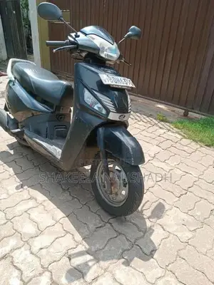 Mahindra Gusto 2015