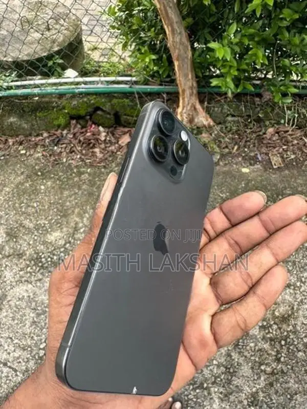 Apple iPhone 15 Pro Max (Used)