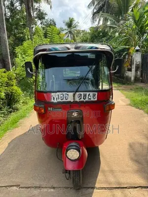 Bajaj RE 2002