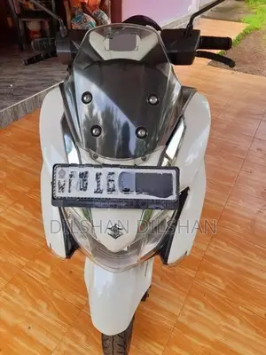 Suzuki Burgman 125 2020