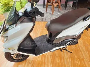 Suzuki Burgman 125 2020