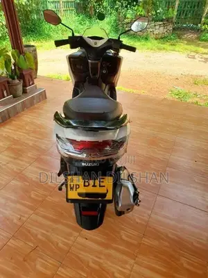 Suzuki Burgman 125 2020