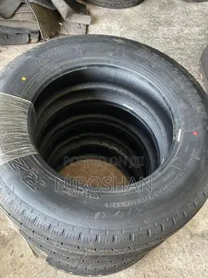 Brindgestone Tyre 215/70 R/17.5