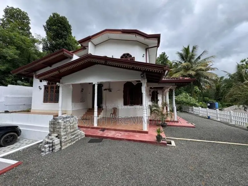 Two Storey House for Sale in Beligala