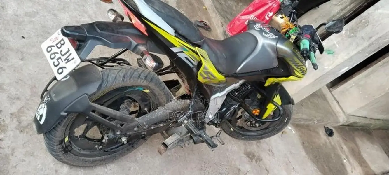 Bajaj Pulsar N125 2025