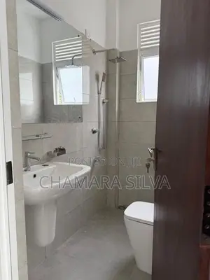 Brand New Building for Rent in Athurugiriya