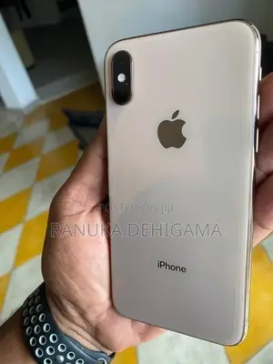 Apple iPhone XS (Used)