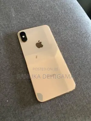 Apple iPhone XS (Used)