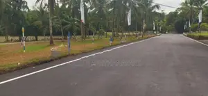 වේයන්ගොඩ බිම් කොටසක් විකිණීමට