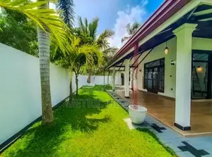 13.5 Perch Nice Garden Modern House Sale in Negombo