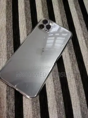 Apple iPhone 11 Pro Max (Used)