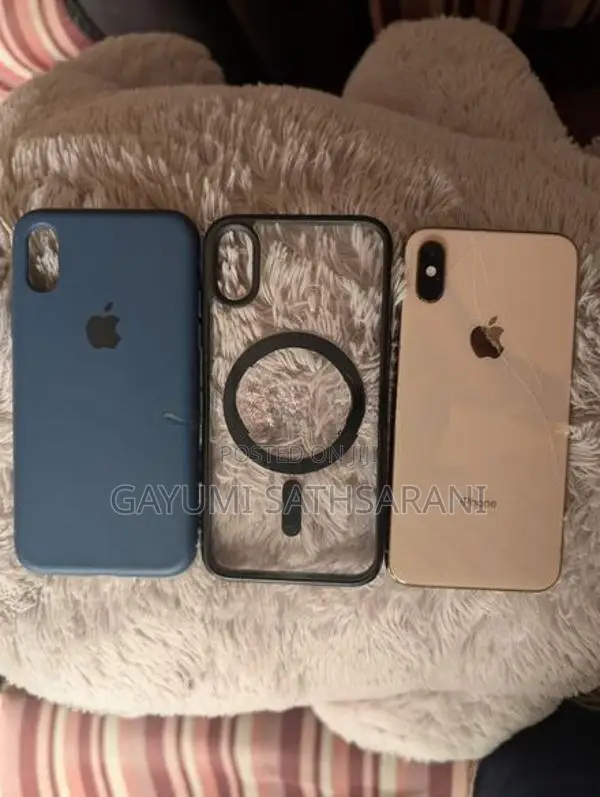 Apple iPhone XS (Used)
