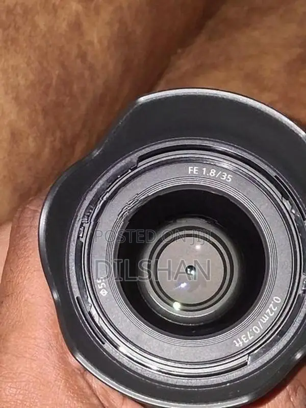 Sony 35mm F/1.8 Lens