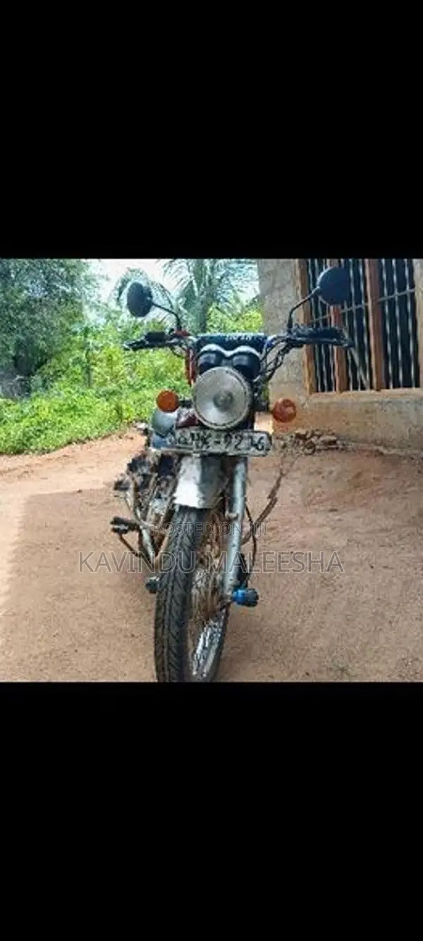 Bajaj Boxer 100 2002