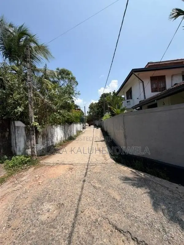 Koswatta Battaramulla Land -10 Perches in Prestigious Location