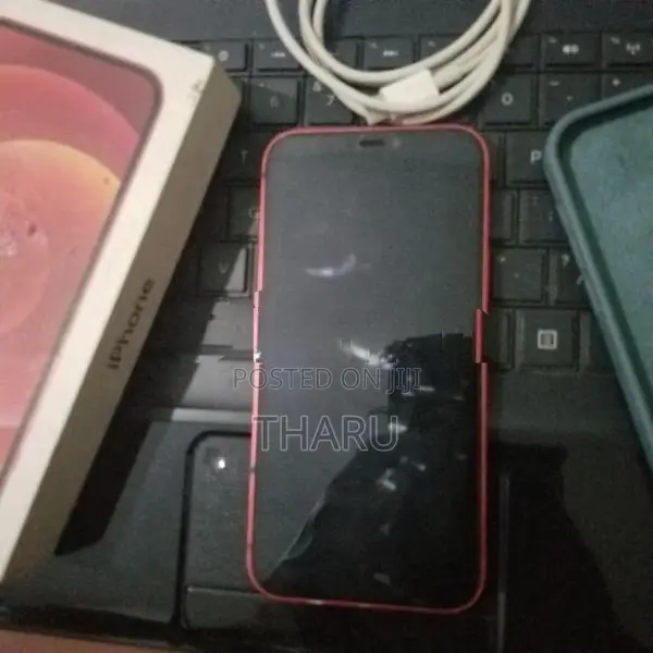Apple iPhone 12 (Used)