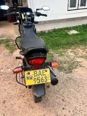 Bajaj Platina 100 2013