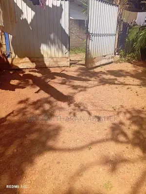 12 Perch Land in Trincomalee