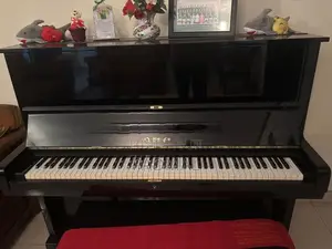 Piano - Yamaha U2