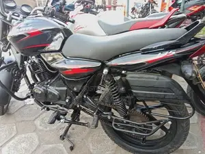 Bajaj Discover 2010